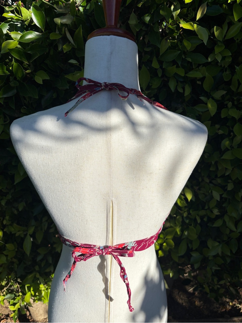 Vintage 70’s: Equestrian Halter Top - Picture 4 of 6